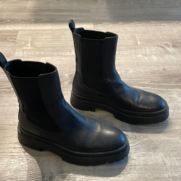 Zara Shoes Zara Leather Ankle Boots Size 39 Poshmark